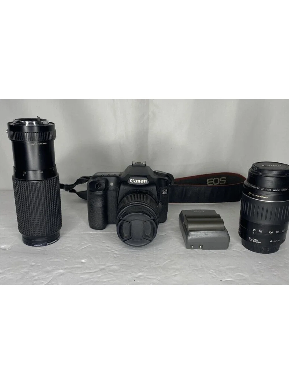 Canon EOS 40D Digital SLR Camera with 18-55mm Lens and Accessories